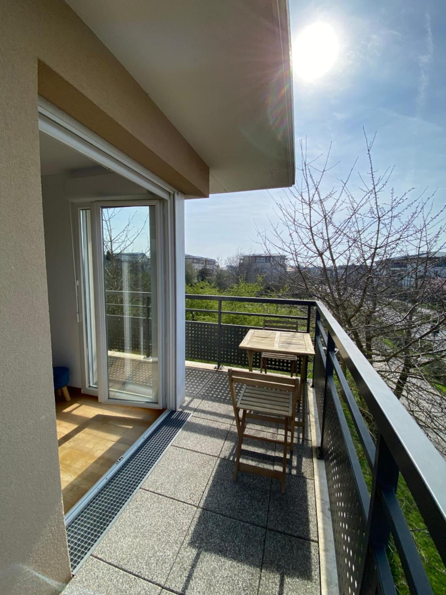 Charmant Appartement 3 Pieces Proche Rer & Disney Montevrain Exterior photo